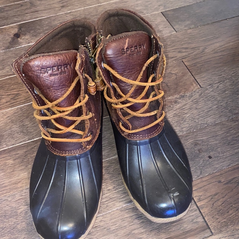 sperry boots